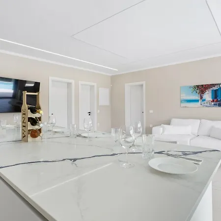Villa Royal *